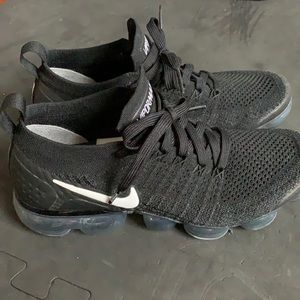 Woman’s Nike Vapormax flyknit